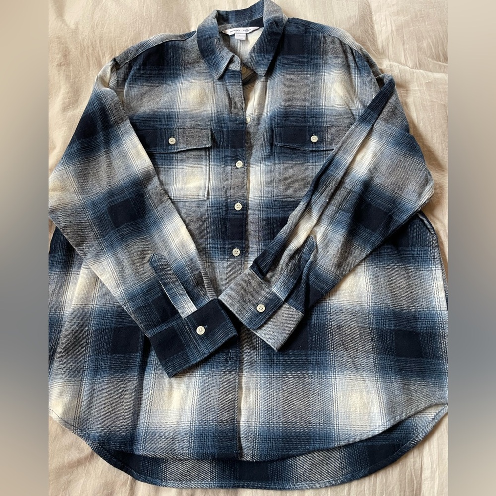 Old Navy The Boyfriend Shirt Blue Plaid Flannel